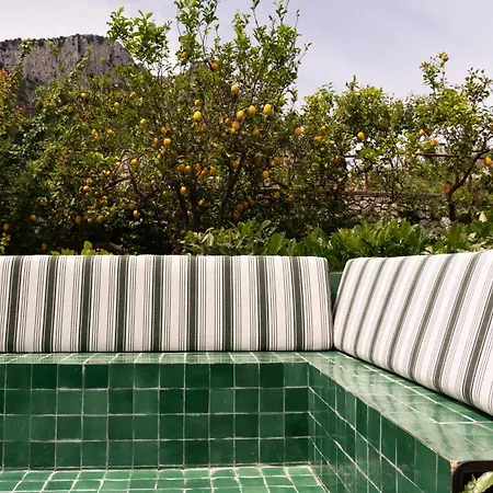 Designer House By Elite Κάπρι